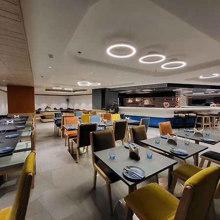 Holiday Inn Express & Suites Jaipur Gopalpura Eksteriør bilde