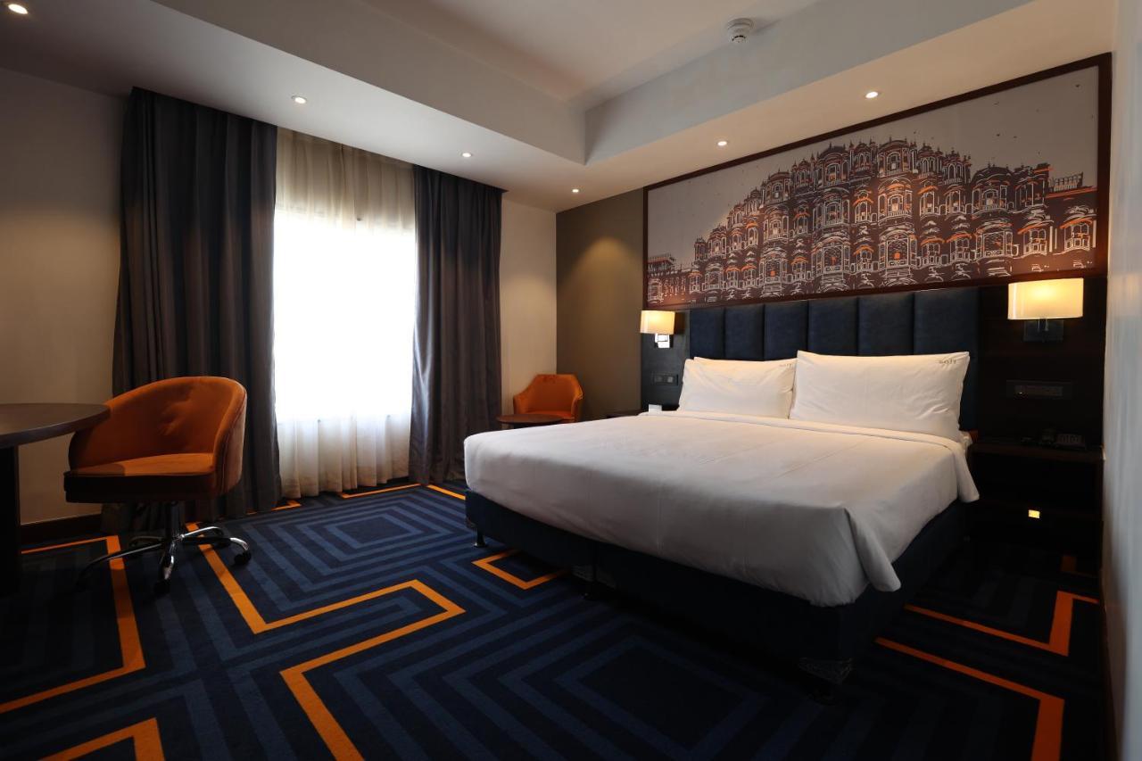 Holiday Inn Express & Suites Jaipur Gopalpura Eksteriør bilde