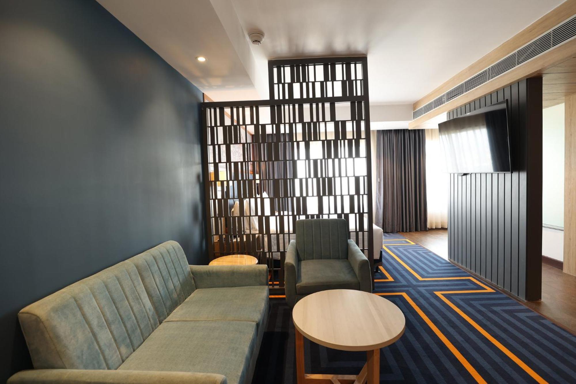 Holiday Inn Express & Suites Jaipur Gopalpura Eksteriør bilde