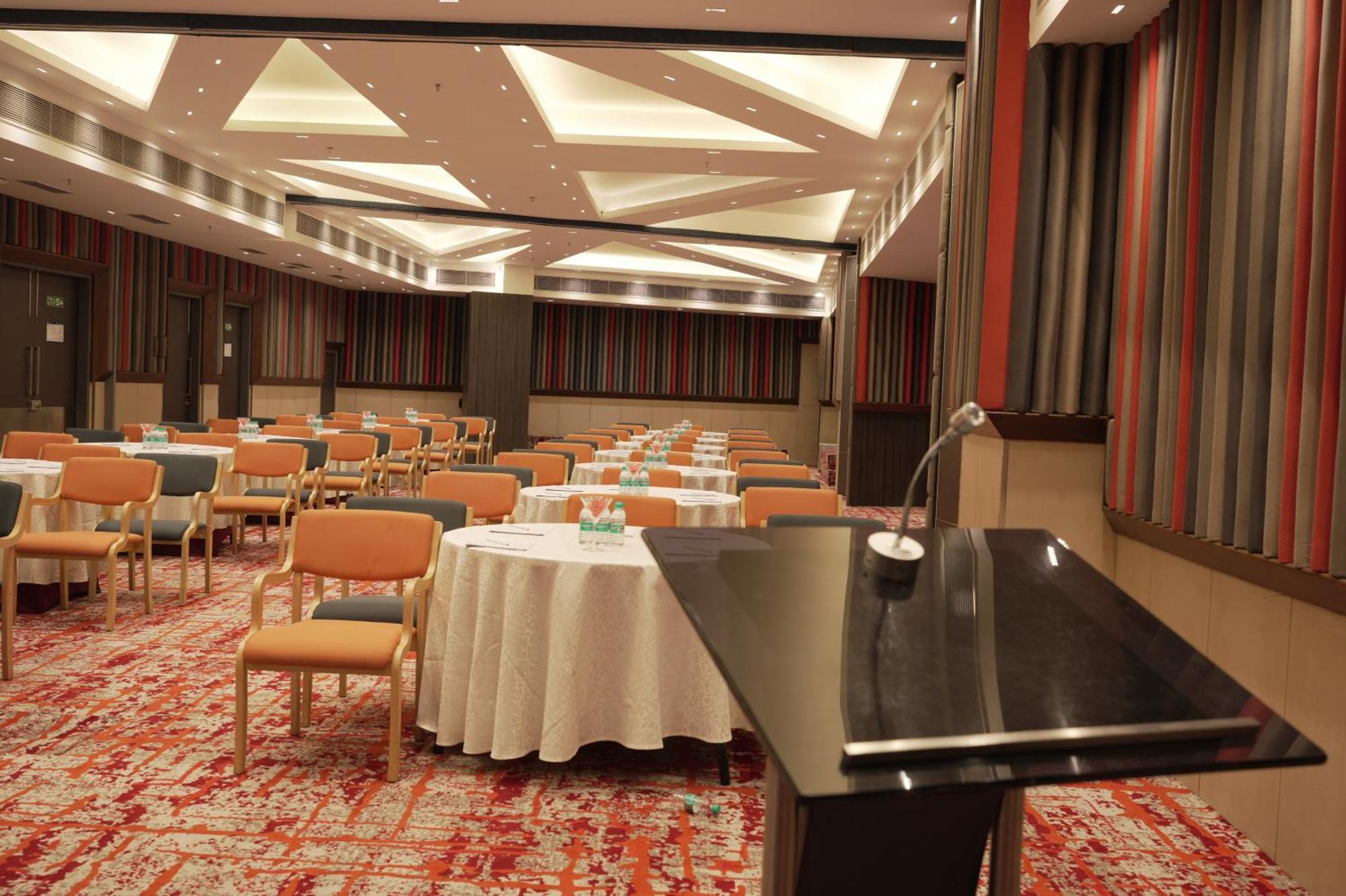 Holiday Inn Express & Suites Jaipur Gopalpura Eksteriør bilde