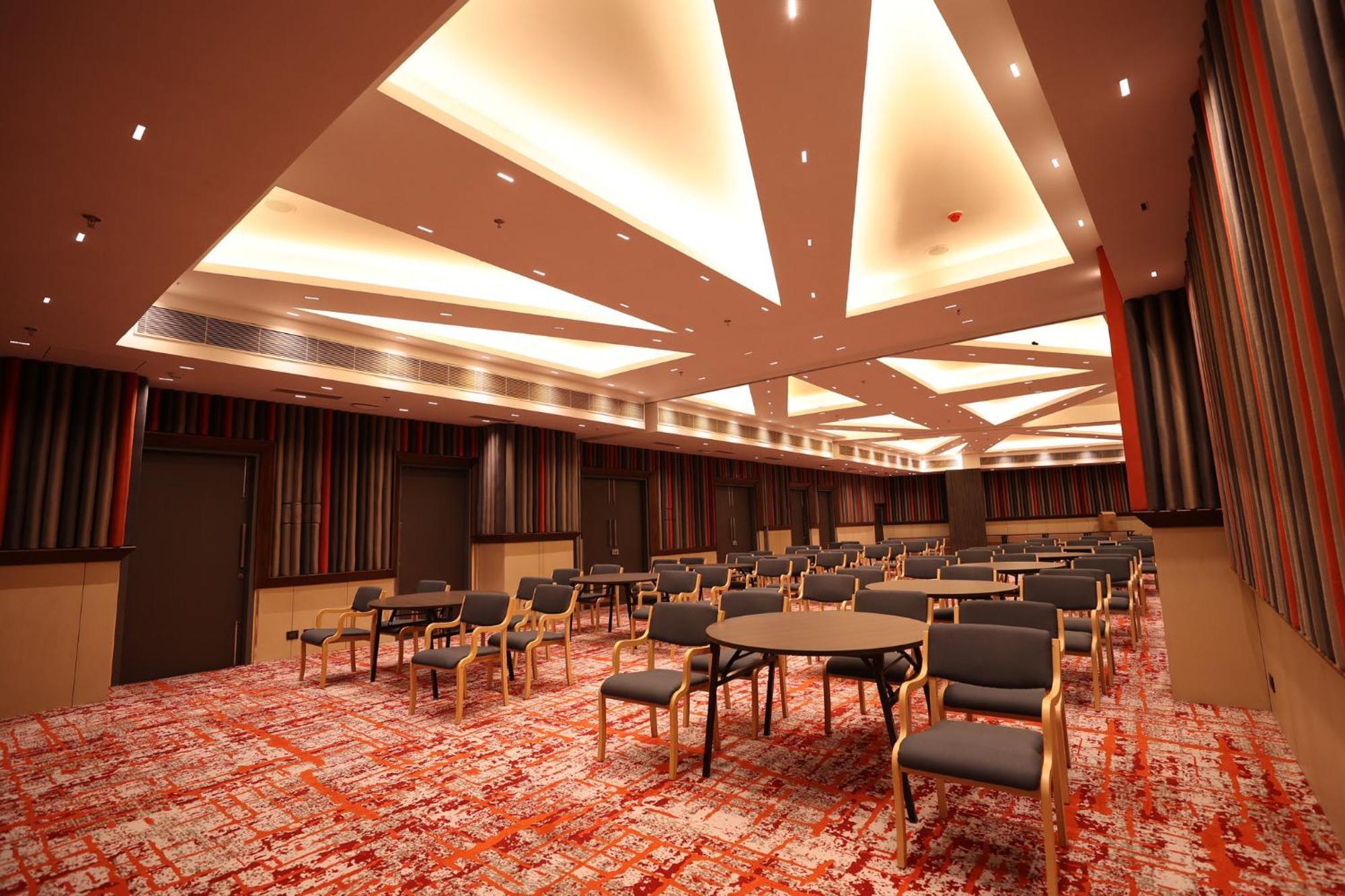 Holiday Inn Express & Suites Jaipur Gopalpura Eksteriør bilde